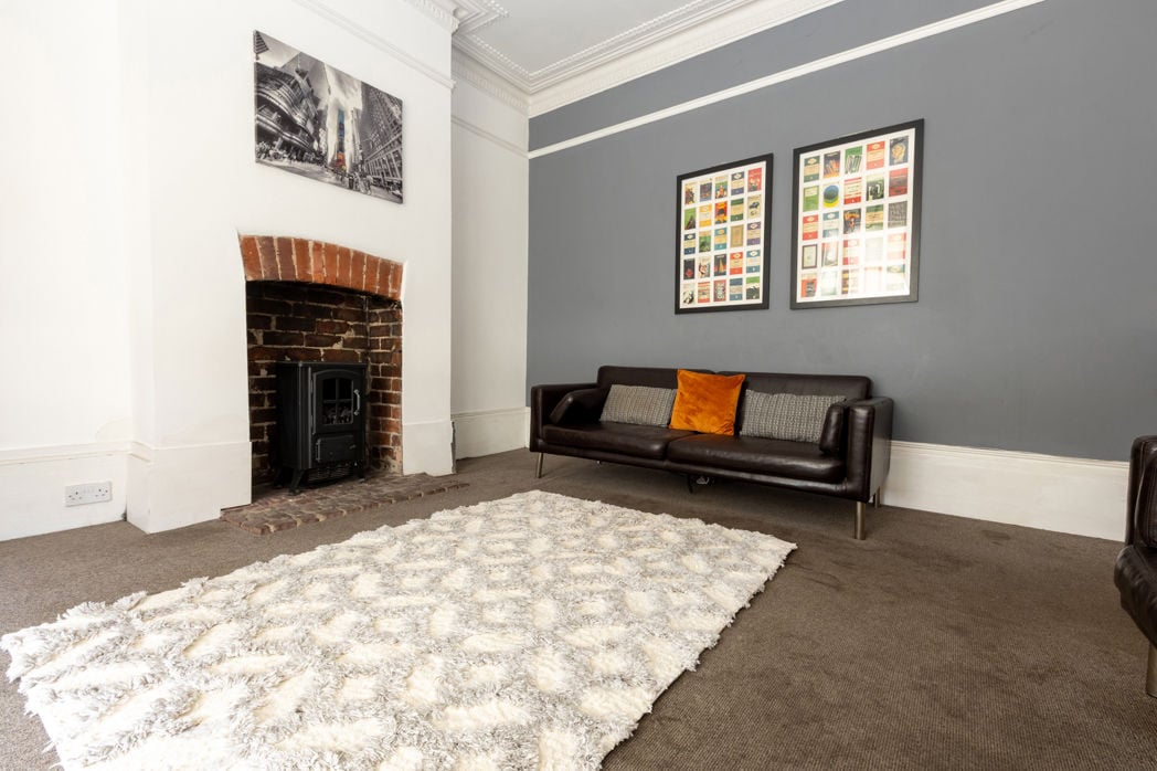 Property image 3 of 23