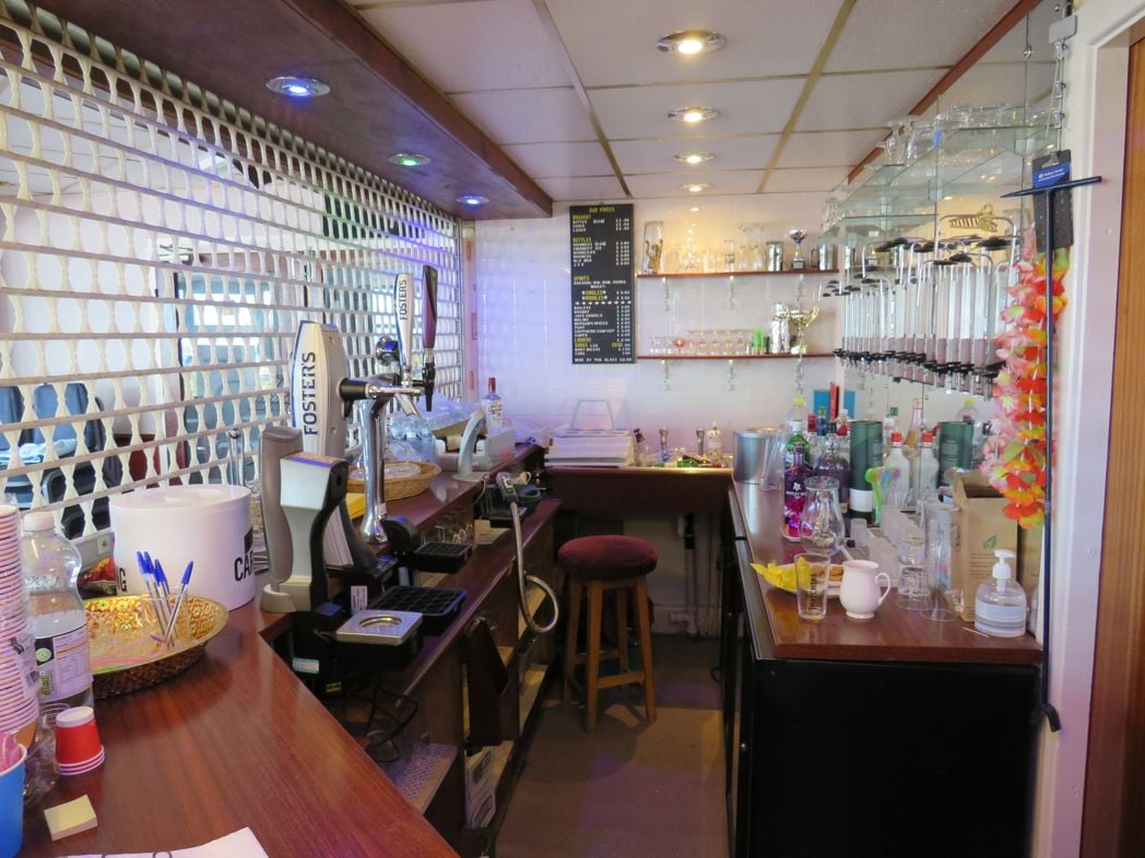 Delton Hotel, 6, Blackpool, Lancashire, FY4 1NE