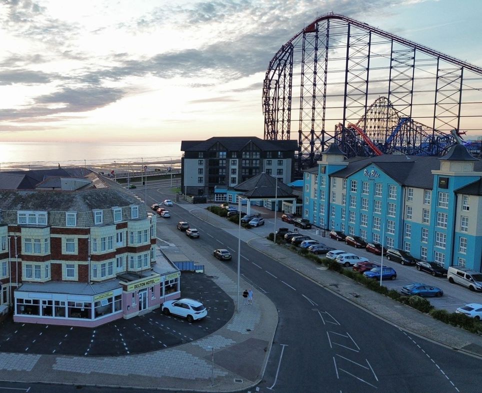 Delton Hotel, 6, Blackpool, Lancashire, FY4 1NE