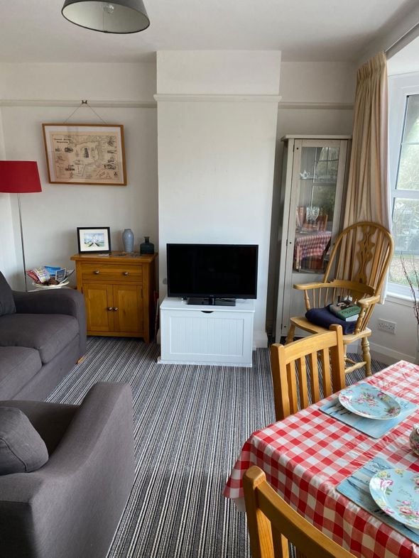 Property image 5 of 19