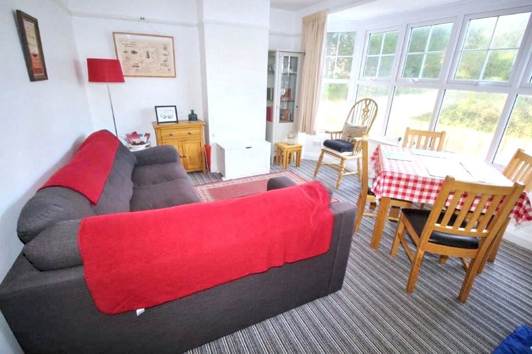 Property image 10 of 19