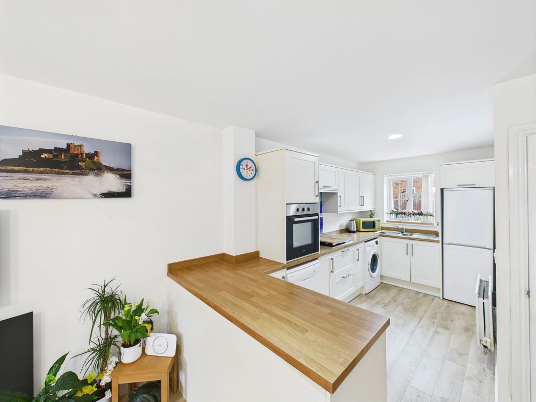 Property image 2 of 10