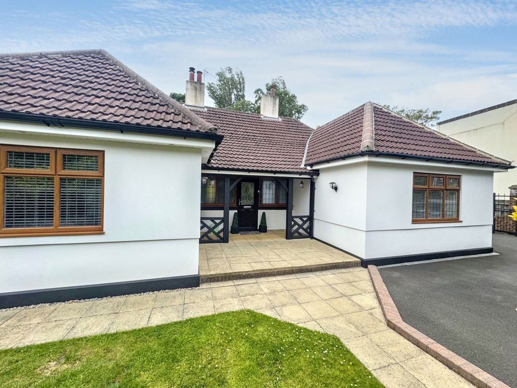 Property image 1 of 32