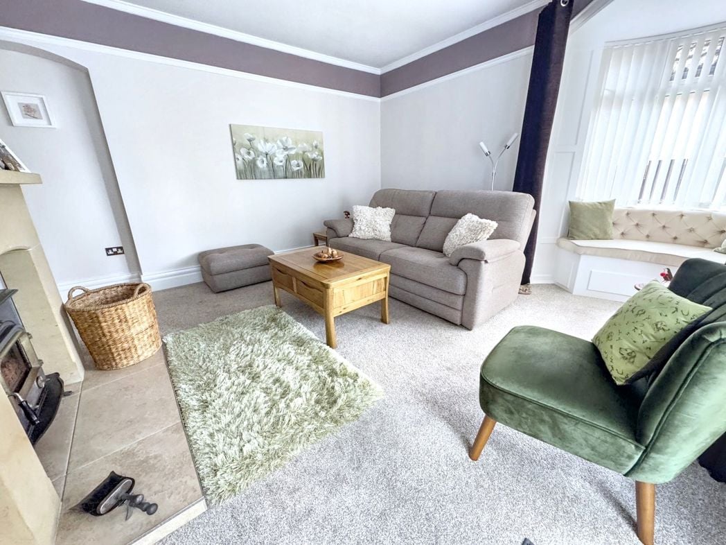 Property image 6 of 32