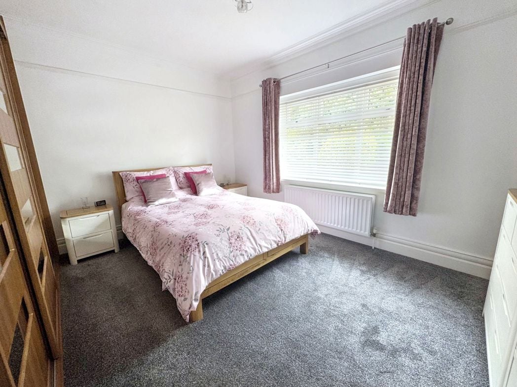 Property image 17 of 32