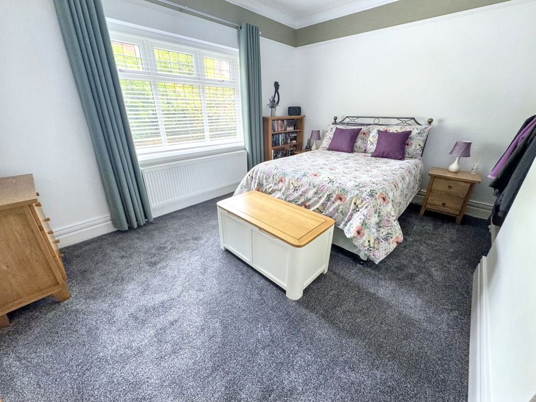 Property image 18 of 32