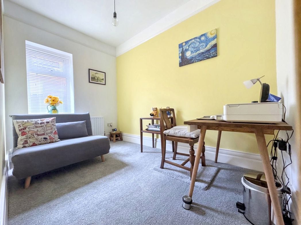 Property image 21 of 32