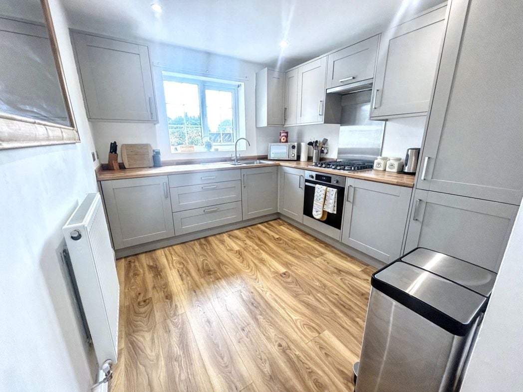Property image 6 of 16