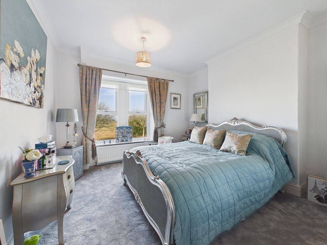 Property image 7 of 10