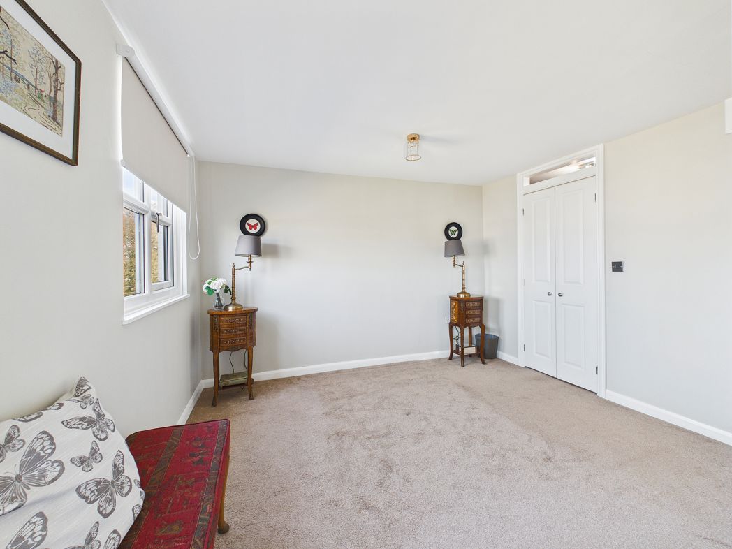 Property image 10 of 10