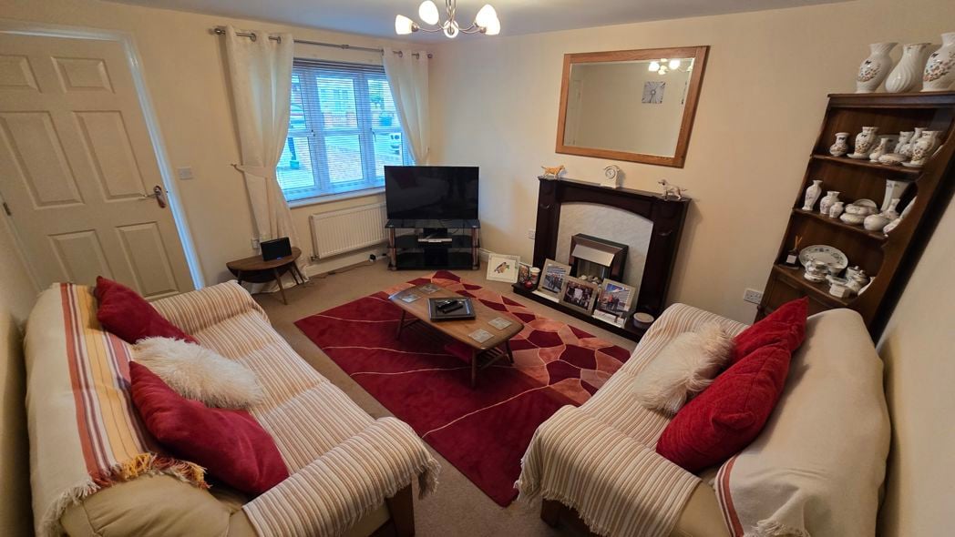 Property image 4 of 17