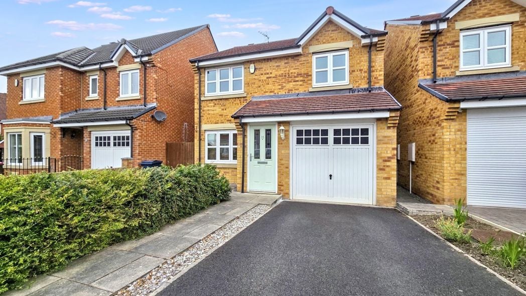 Property image 1 of 17