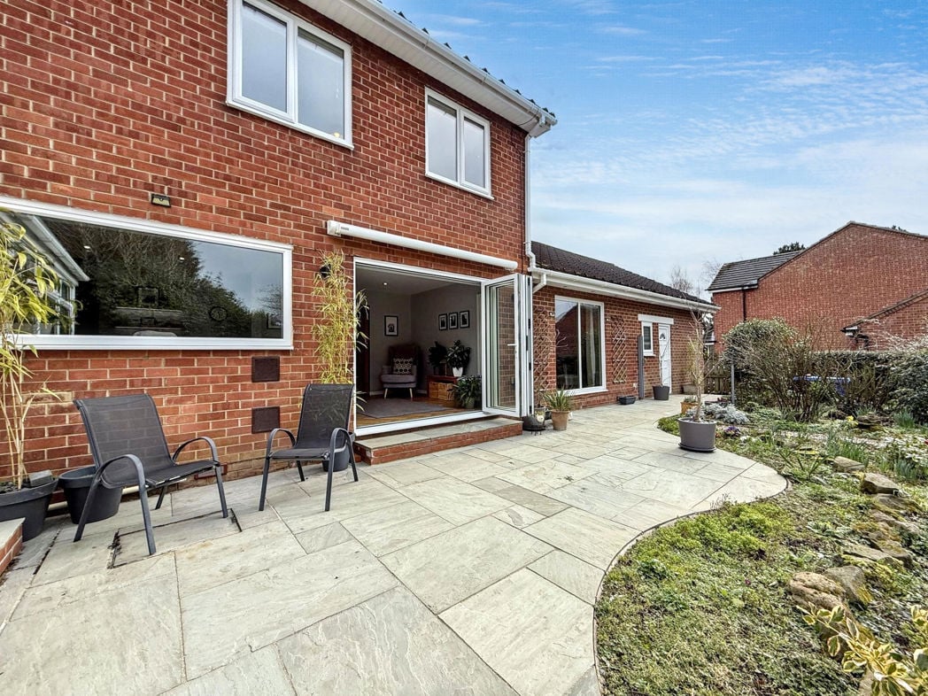 Property image 30 of 37
