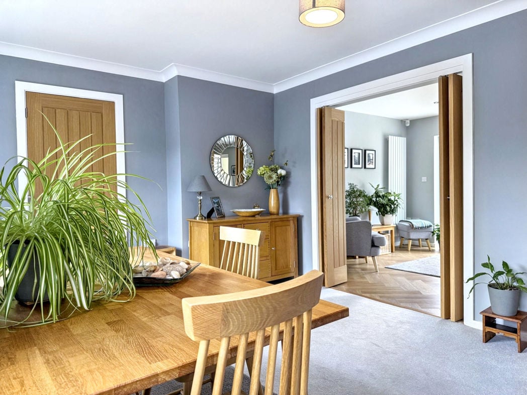 Property image 10 of 37