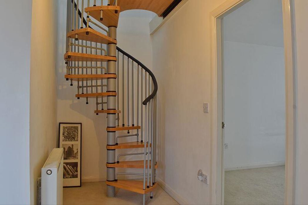 Property image 9 of 9
