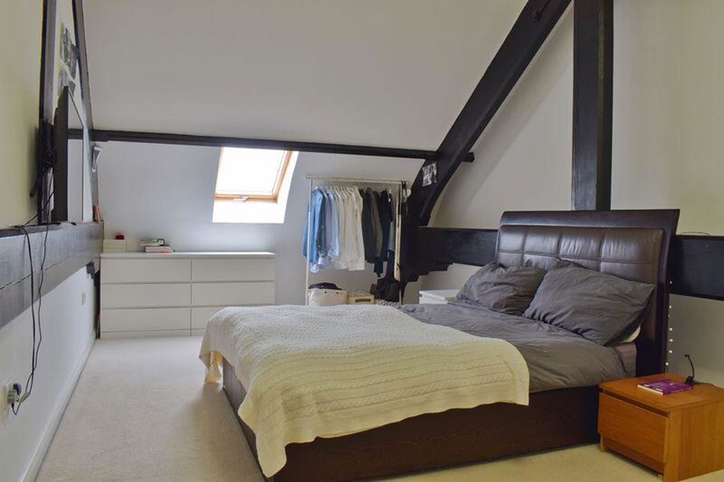 Property image 6 of 9
