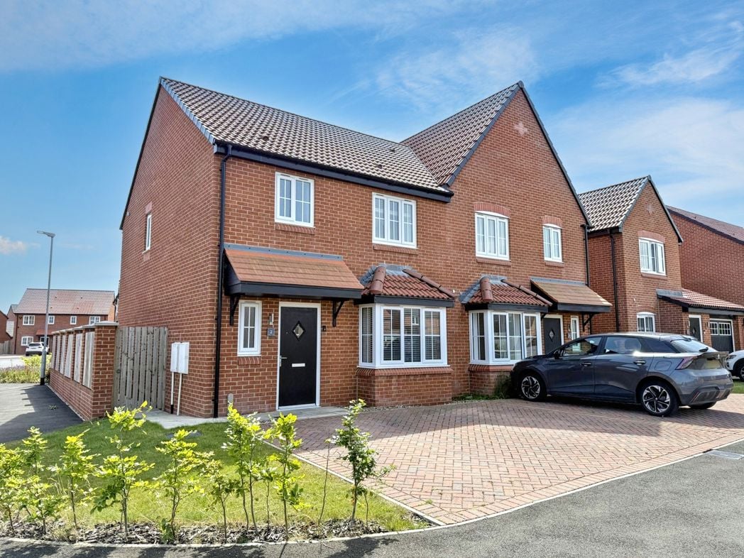 Property image 1 of 32
