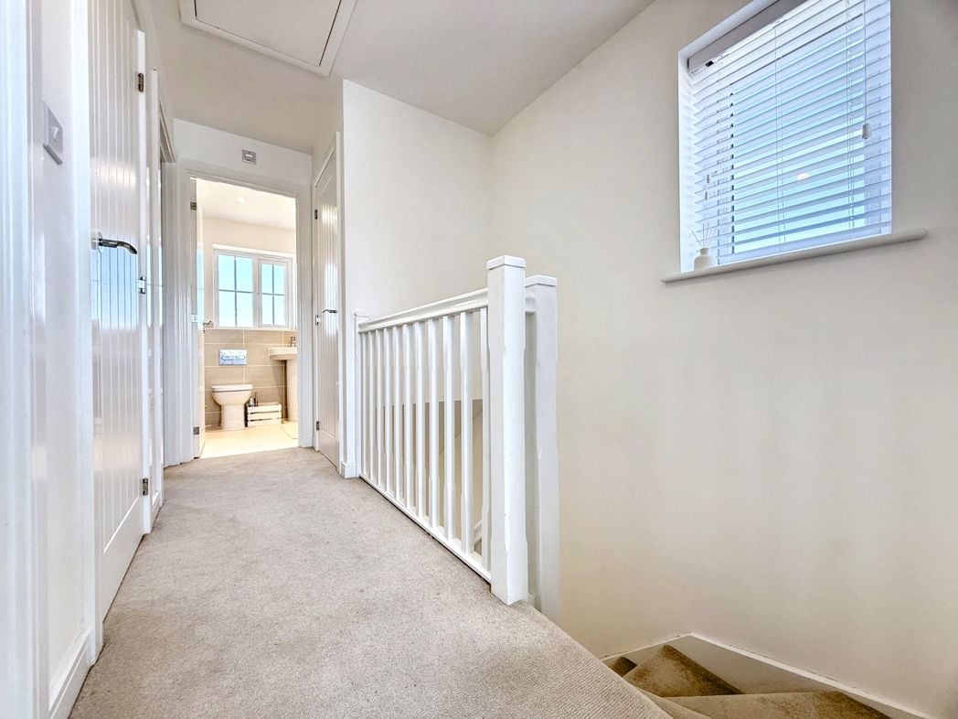 Property image 14 of 32
