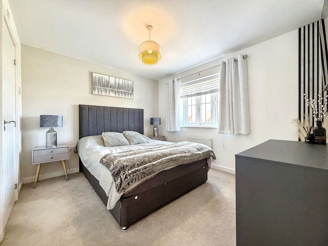 Property image 15 of 32