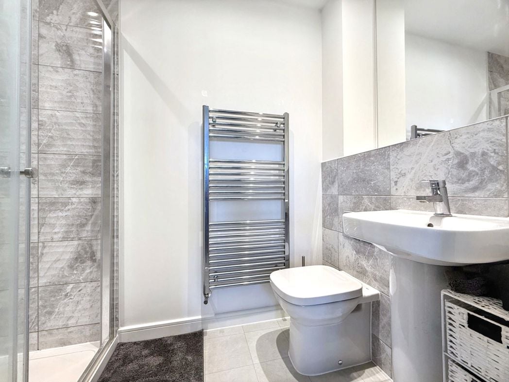 Property image 18 of 32