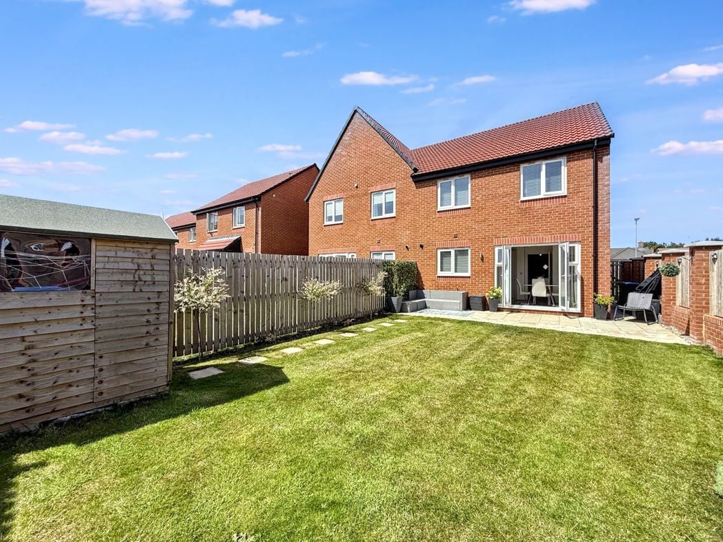 Property image 28 of 32