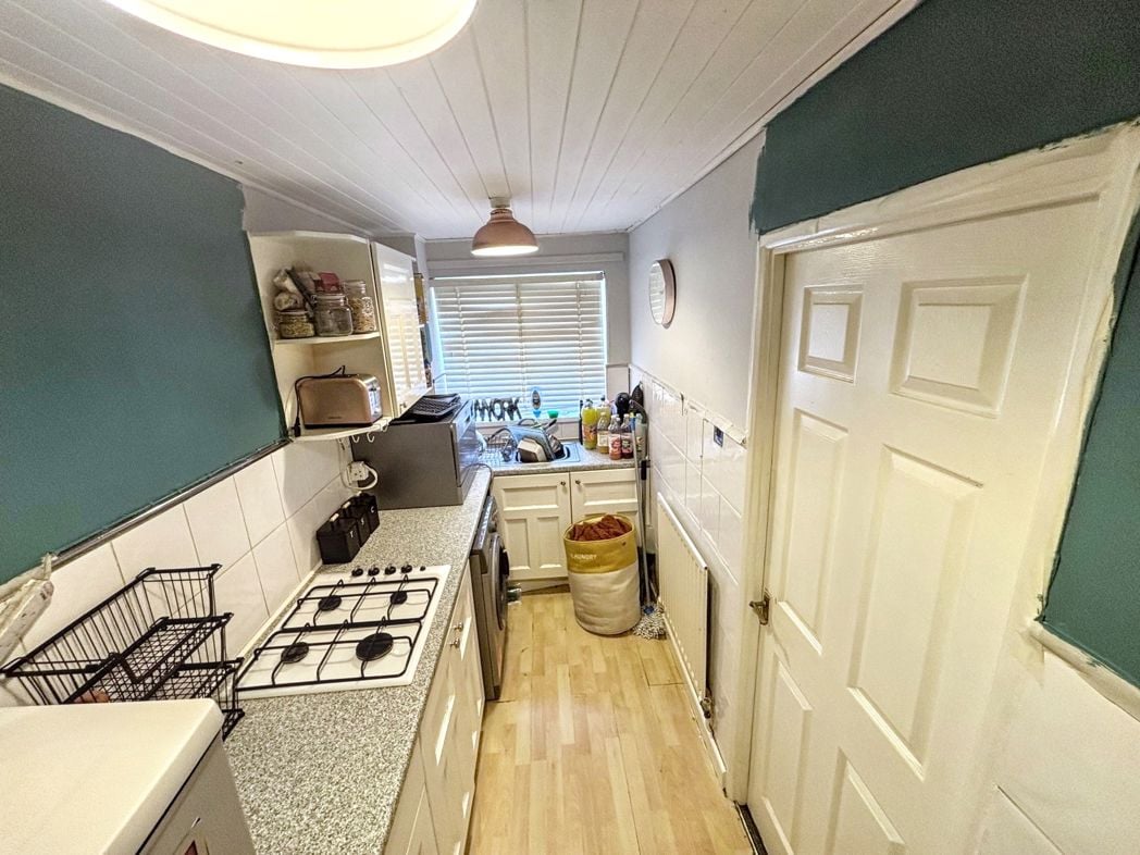 Property image 5 of 12