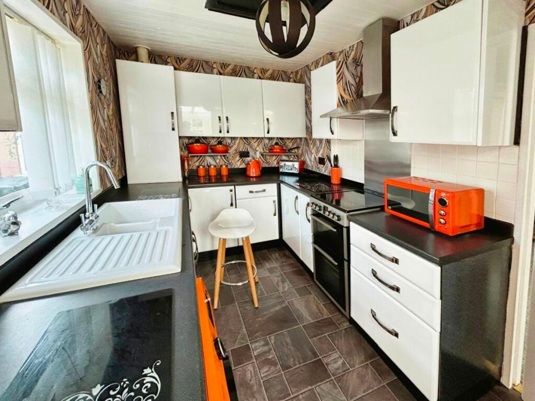 Property image 4 of 20