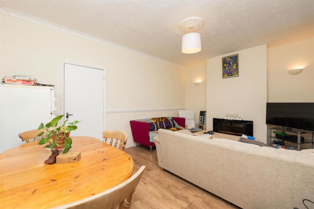 11, Bristol, Somerset, BS16 4AB