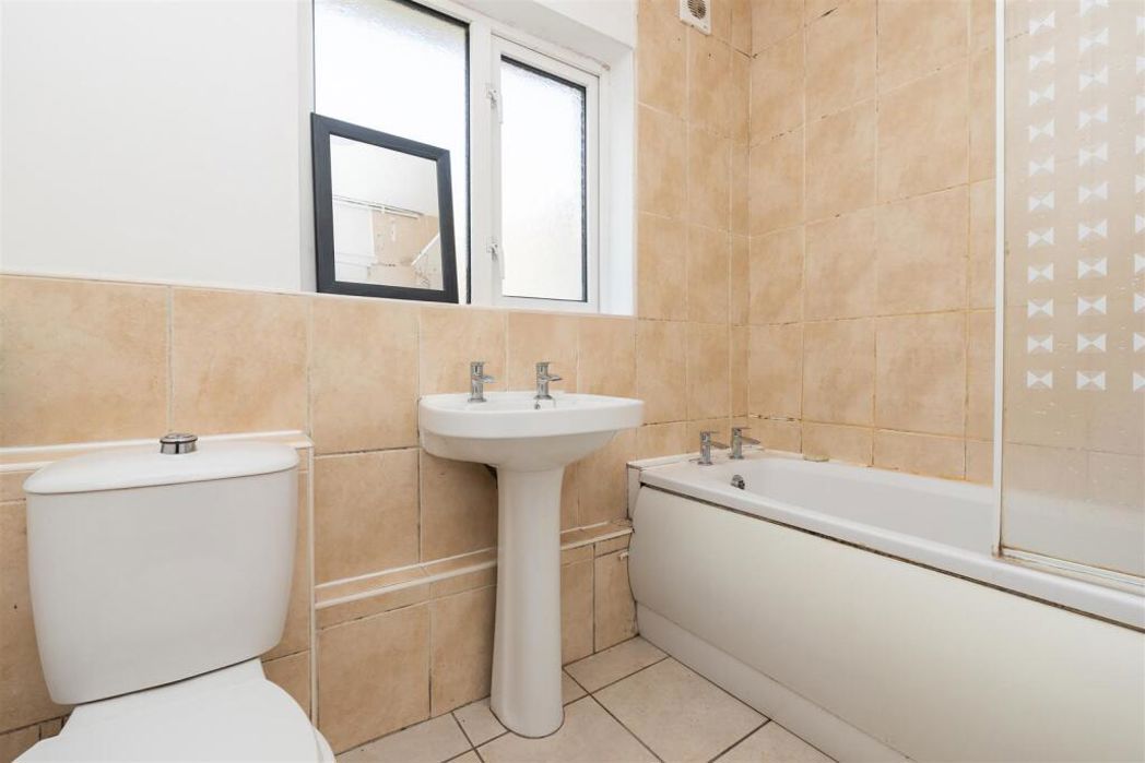 11, Bristol, Somerset, BS16 4AB