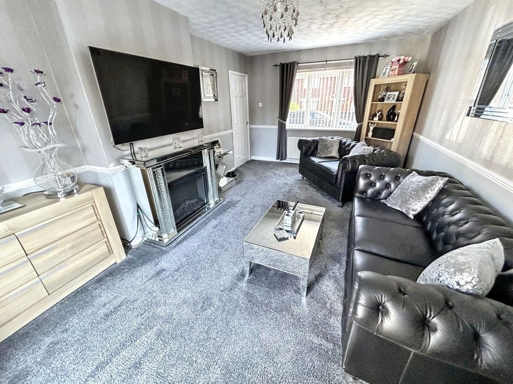 Property image 2 of 20