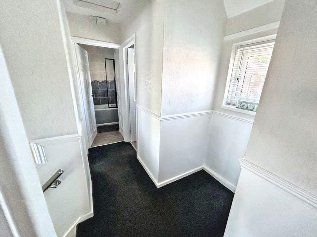 Property image 11 of 20