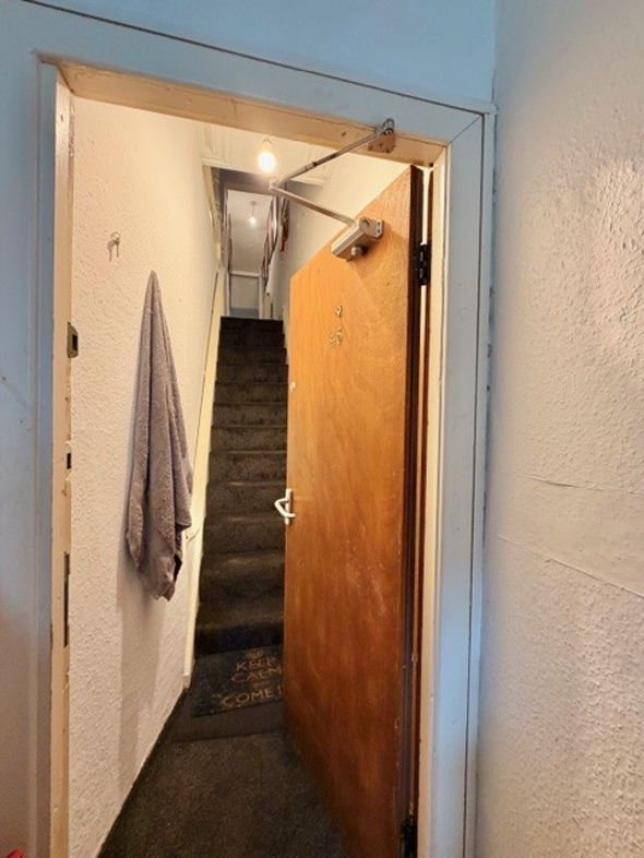 Property image 3 of 18