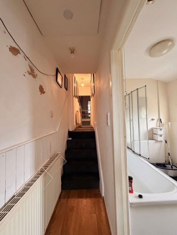 Property image 10 of 18