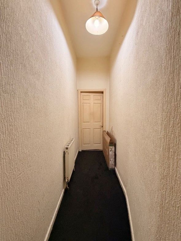 Property image 16 of 18