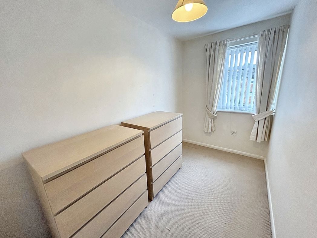 Property image 7 of 9