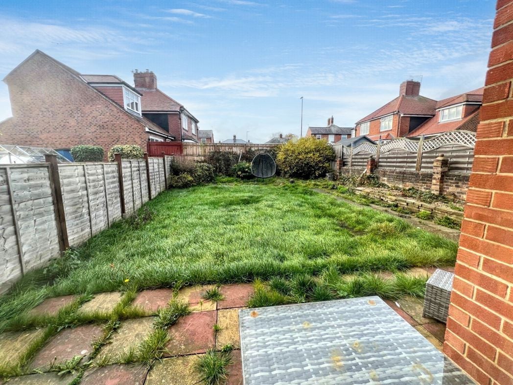 Property image 2 of 10