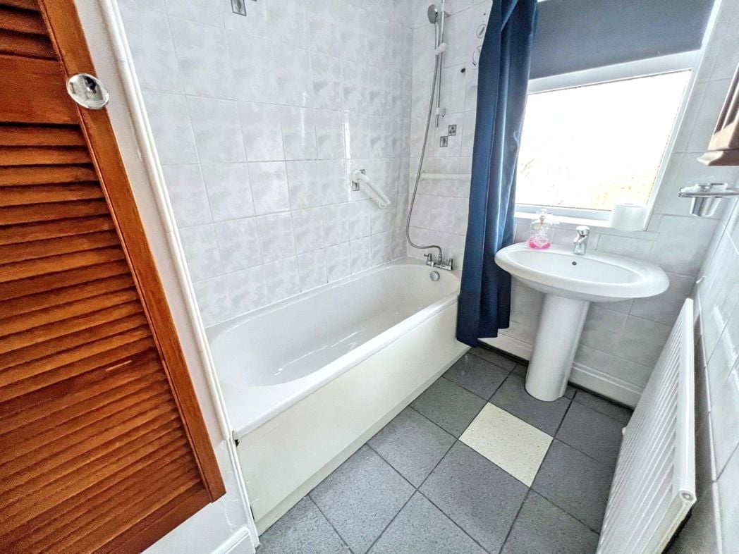 Property image 7 of 10