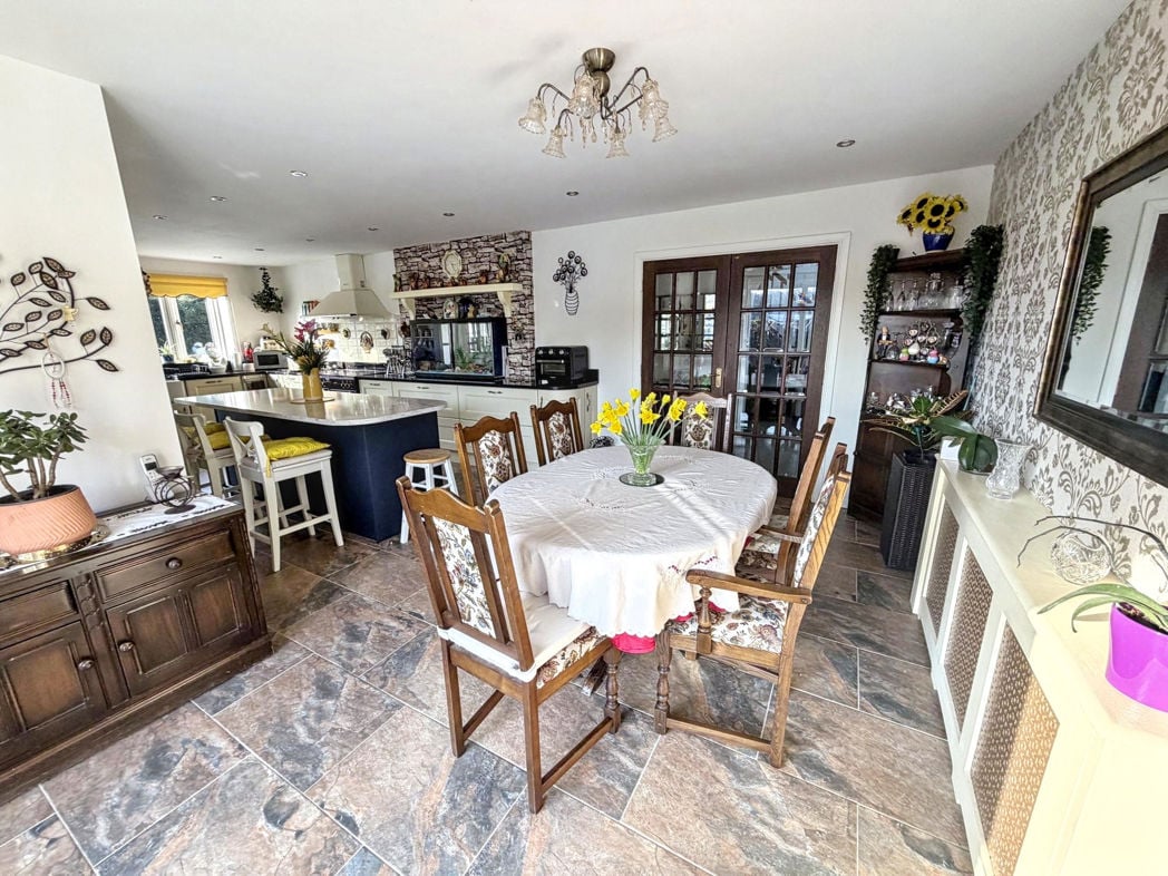 Property image 14 of 49