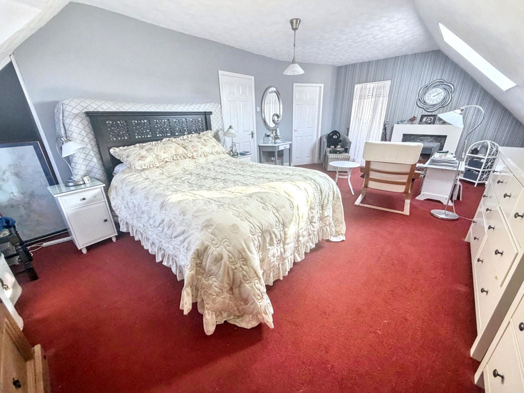 Property image 29 of 49