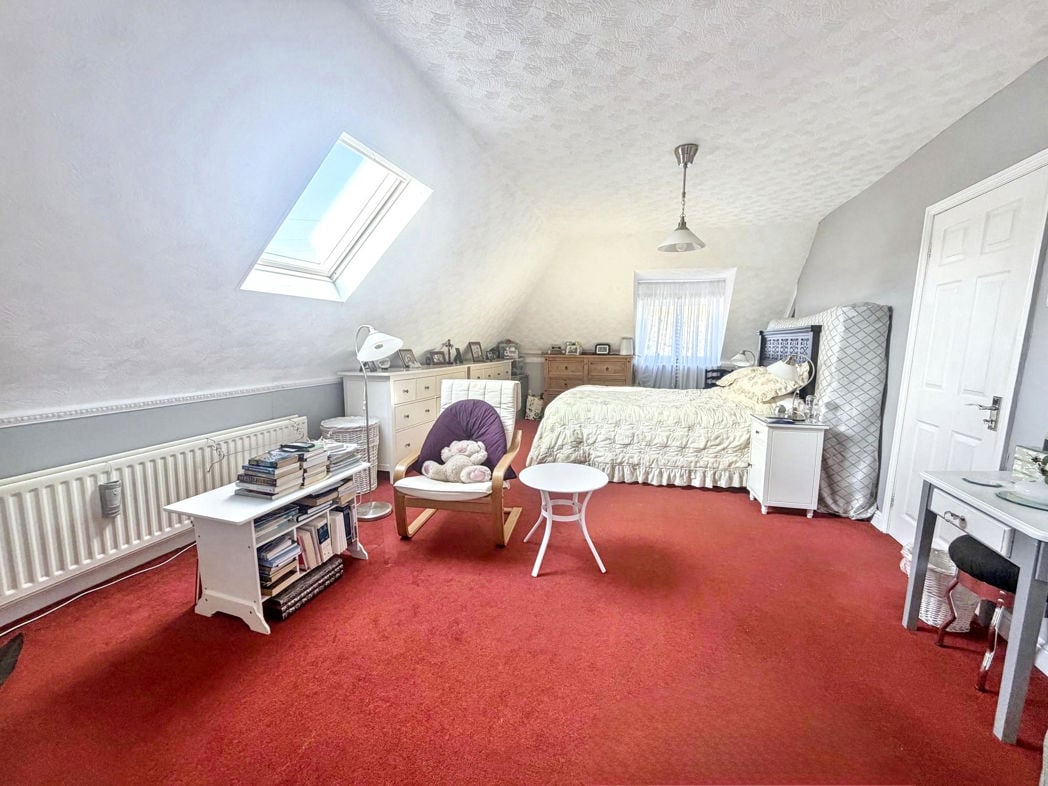 Property image 31 of 49