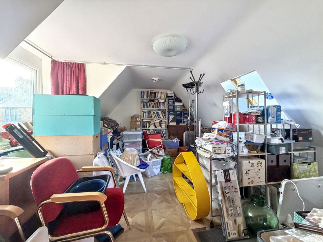 Property image 37 of 49