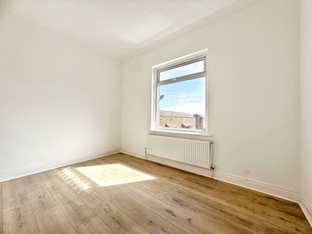 Property image 12 of 15