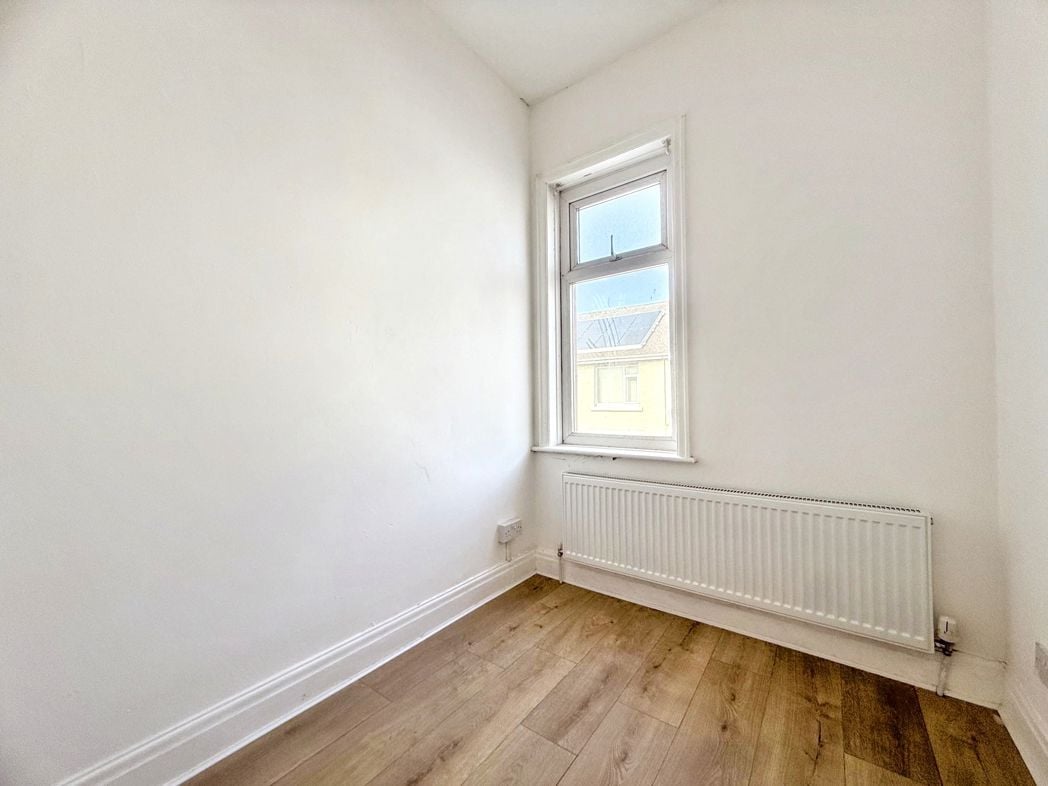 Property image 13 of 15