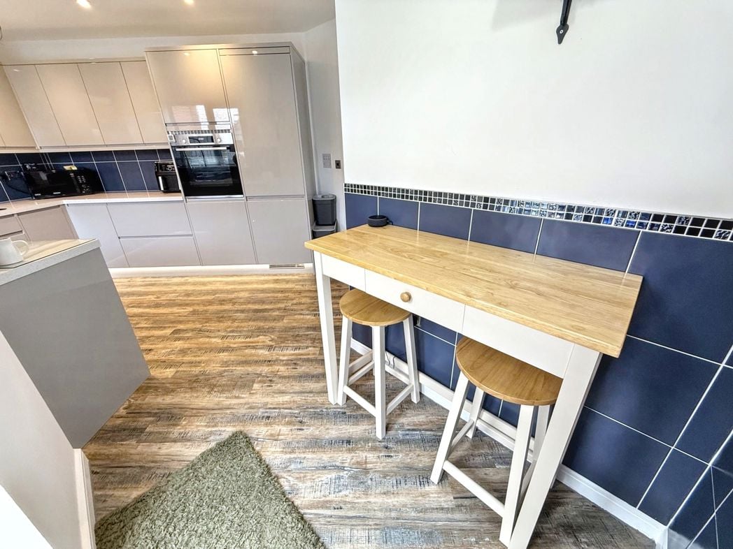 Property image 4 of 25