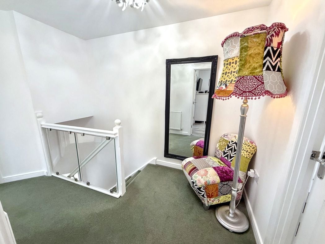 Property image 13 of 25