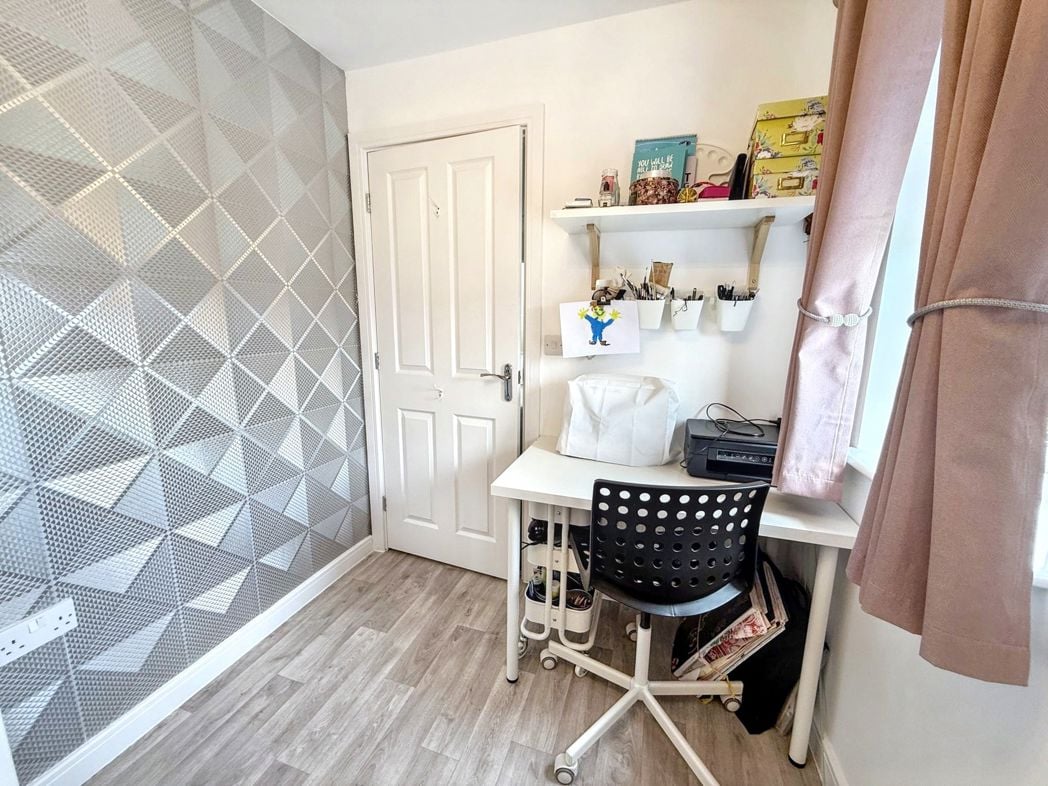 Property image 17 of 25