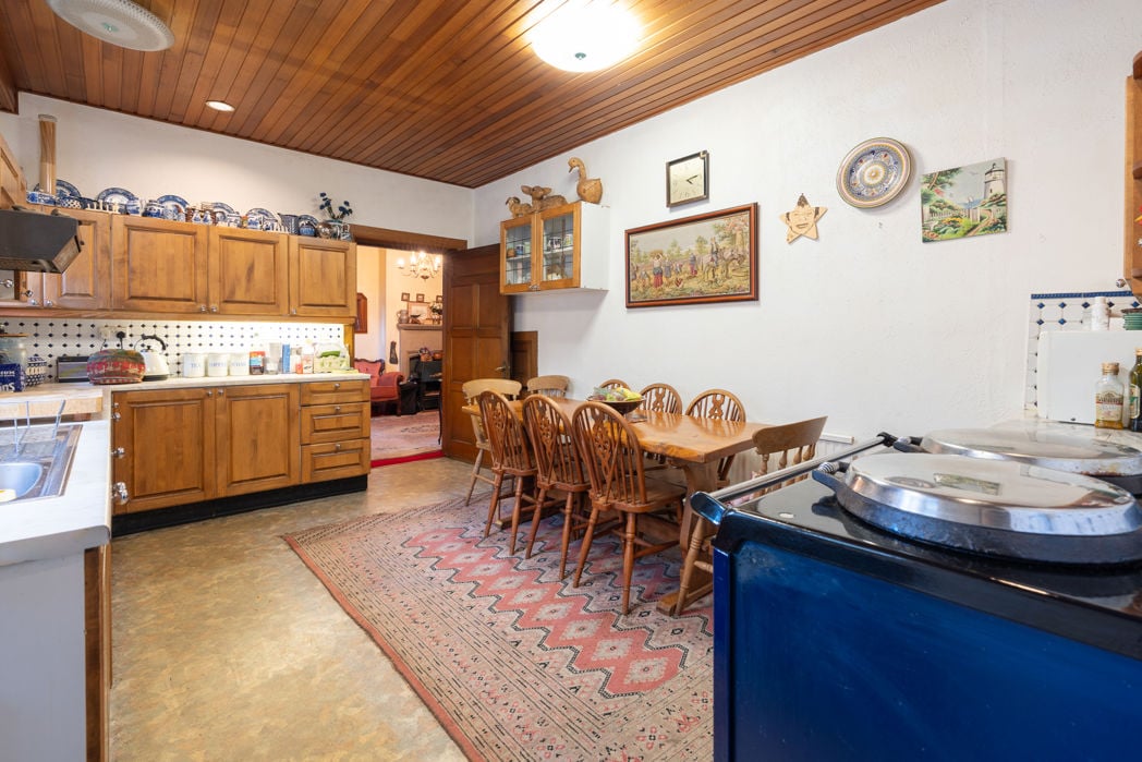 Property image 19 of 42