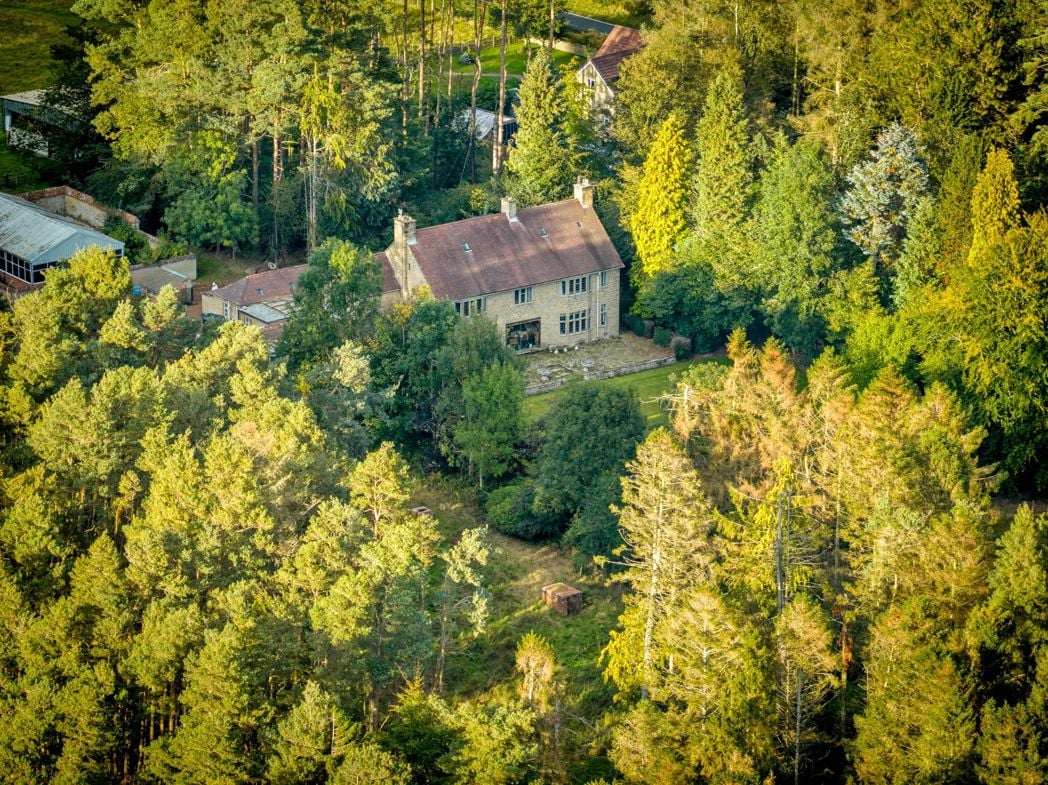 Property image 3 of 42