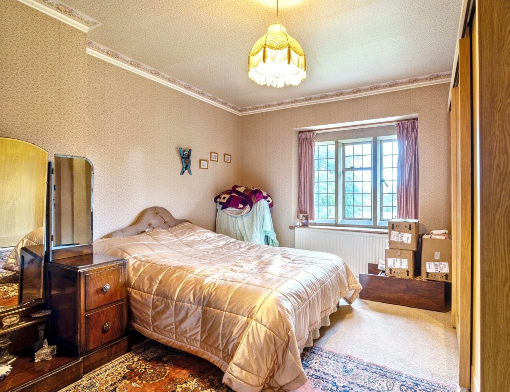 Property image 30 of 42