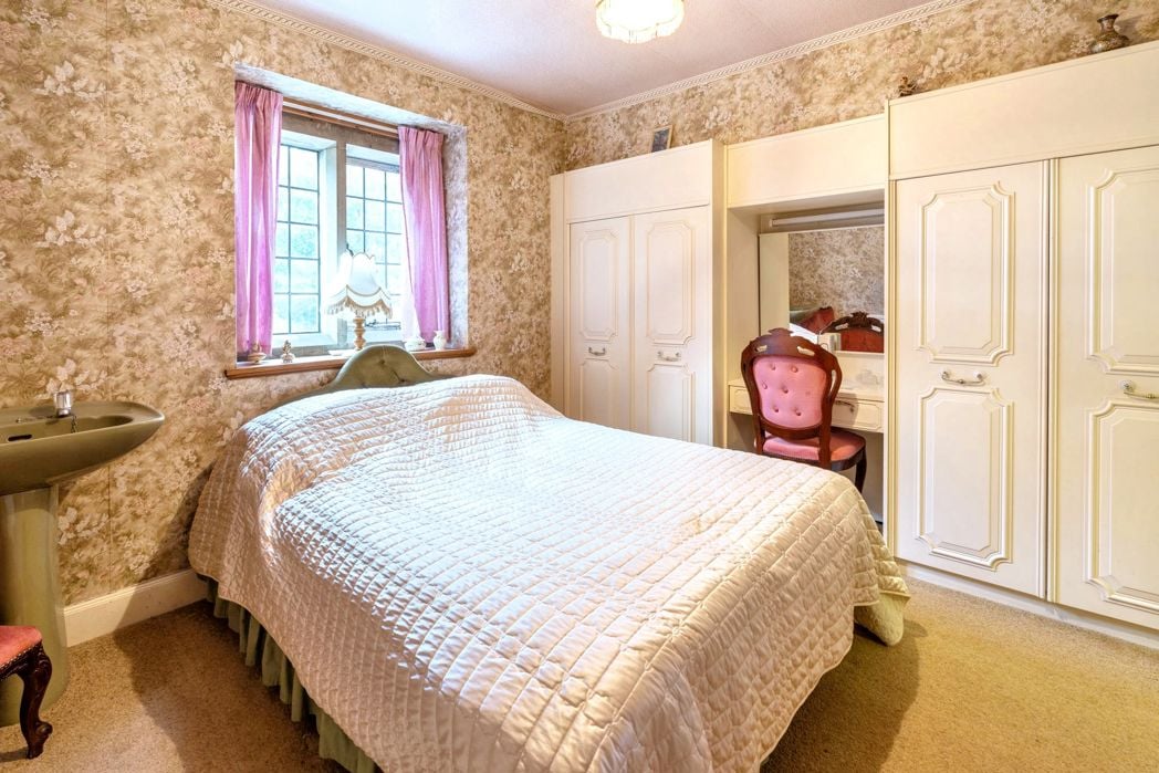 Property image 32 of 42